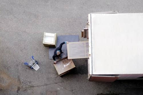 London removals service helping with storage and furniture transport