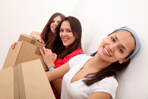 Prepared moving boxes and furniture for a London move